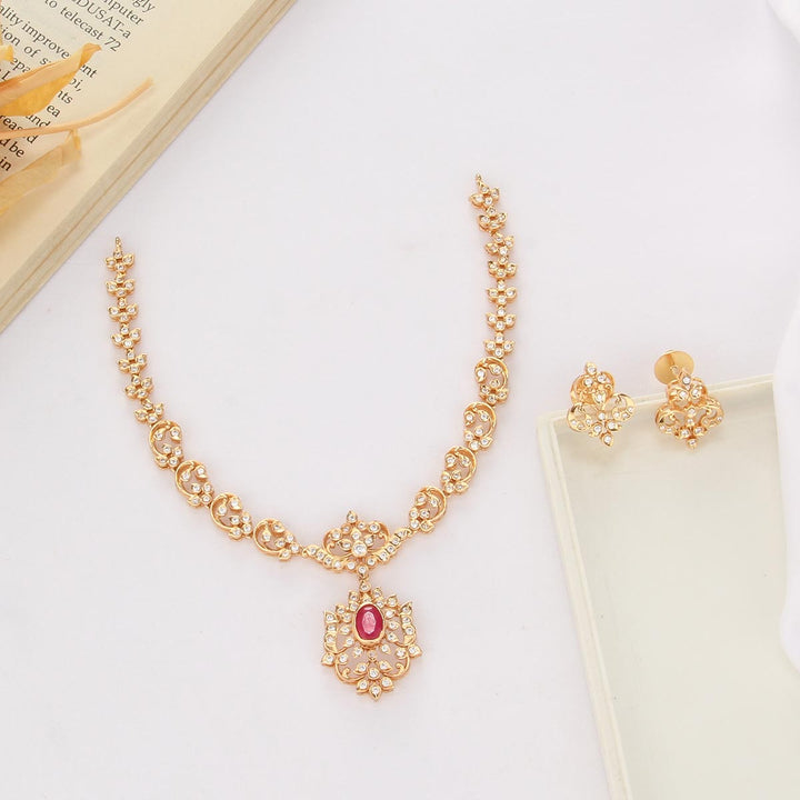 Manisha Short Necklace Set