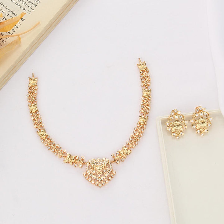 Dazzle Short Necklace Set