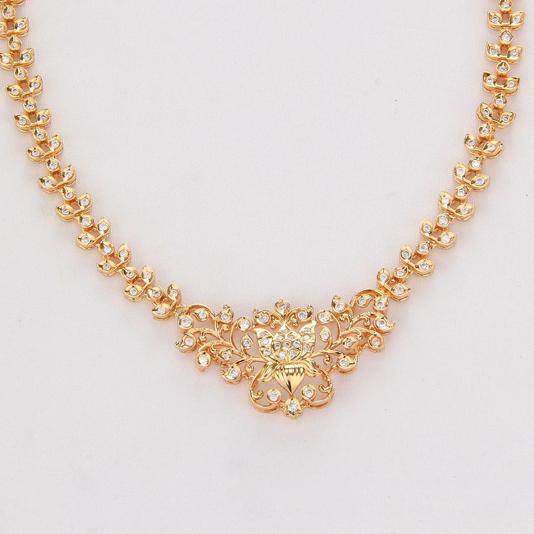 Glittering Short Necklace Set