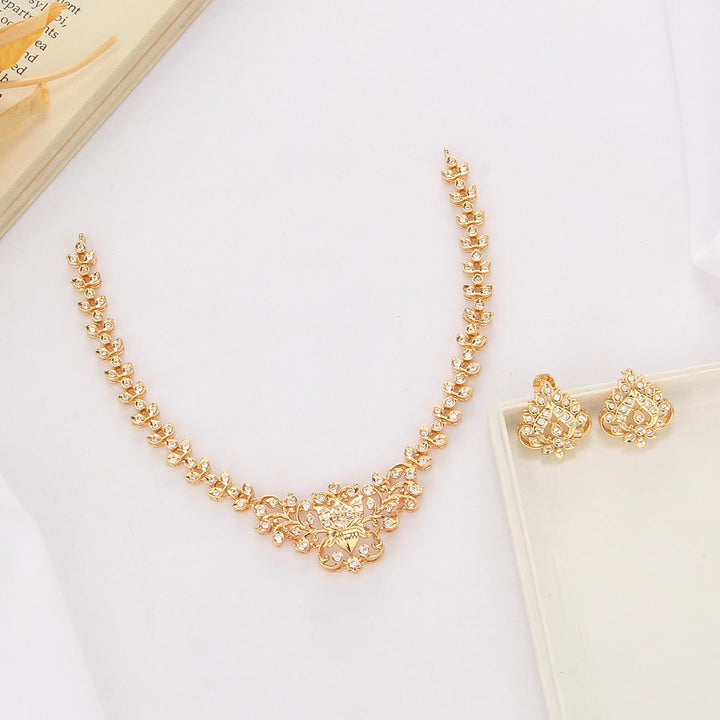 Glittering Short Necklace Set
