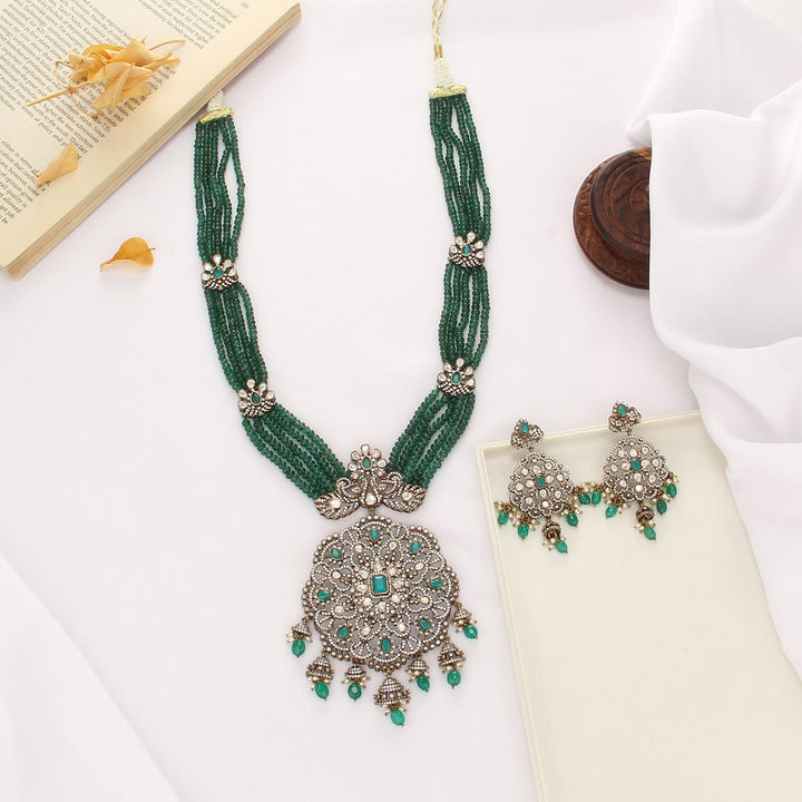 Helyna Victorian Long Necklace set