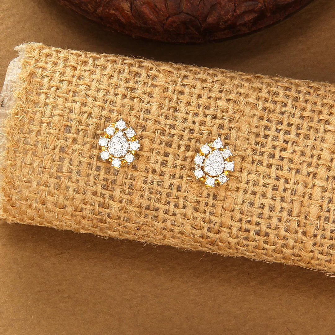 Avanthikha Avikam Short Necklace Set