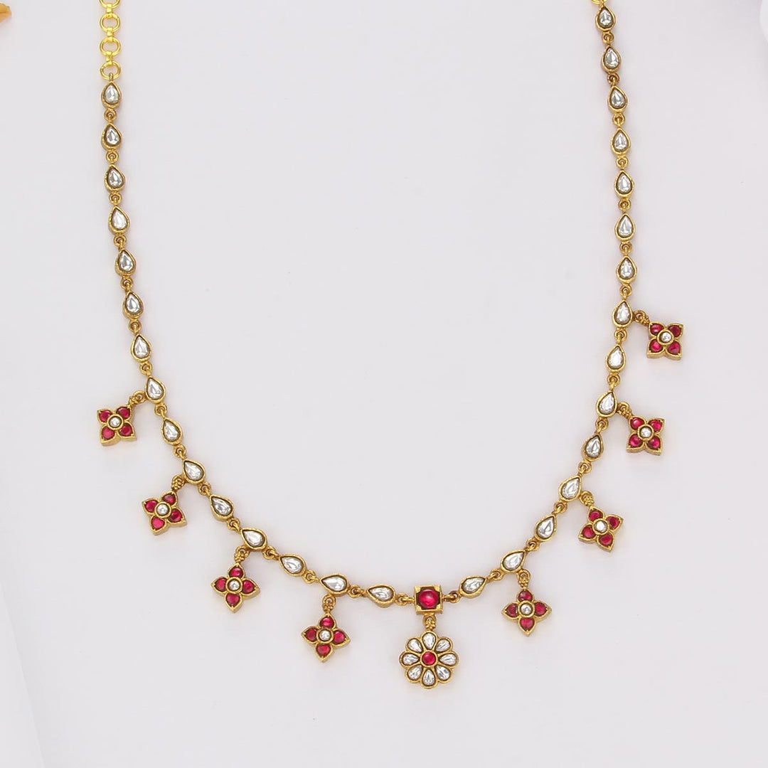 Dhanvitha Kundan Short Necklace