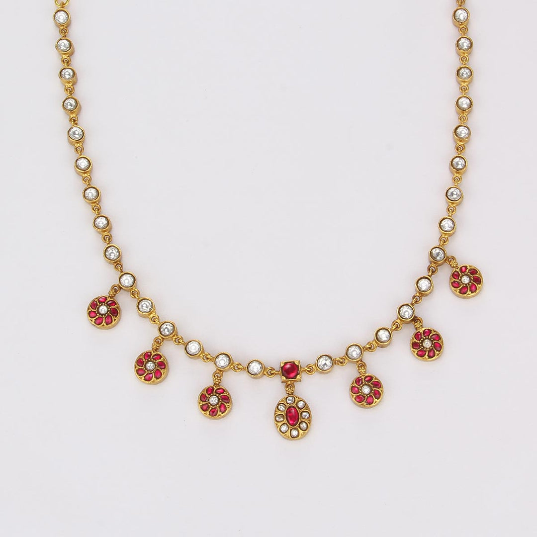 Hesitha Kundan Short Necklace