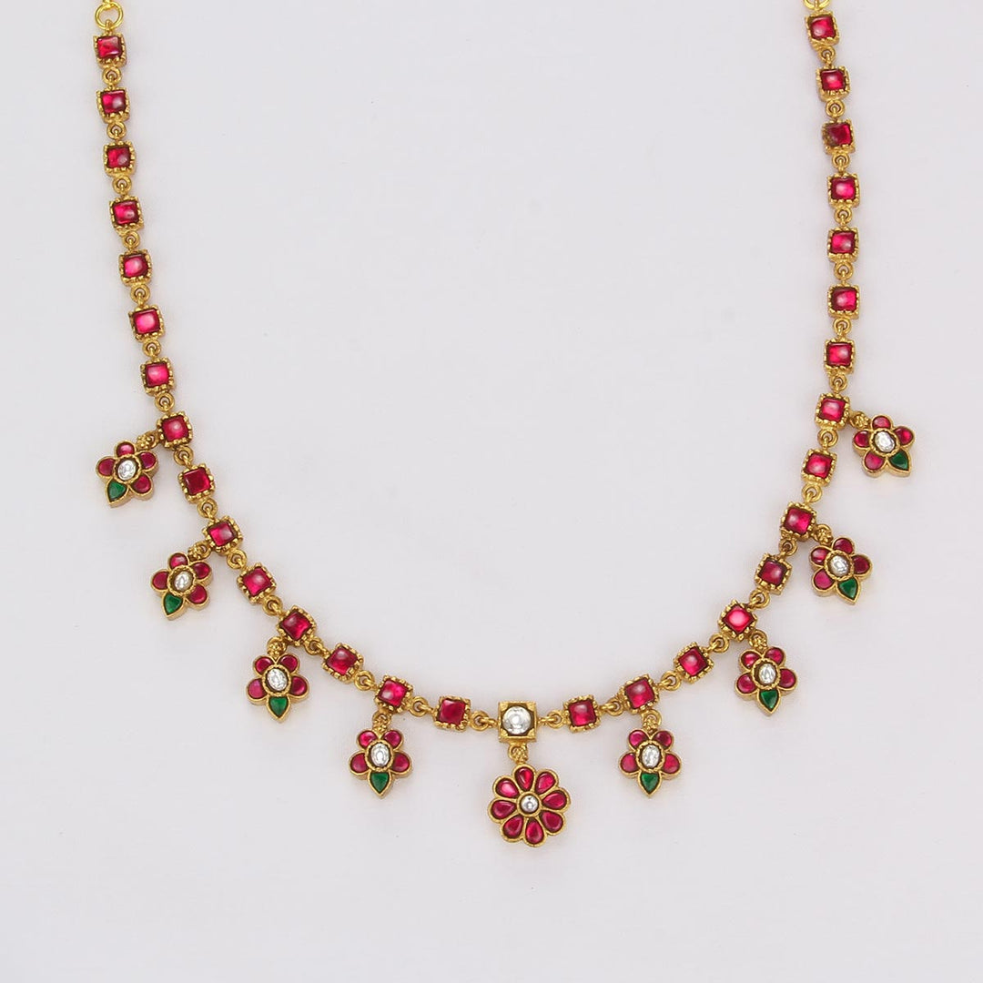 Anikha Kundan Short Necklace