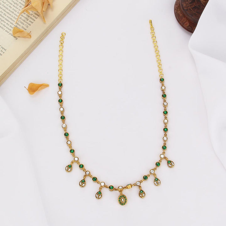 Heritage Kundan Short Necklace