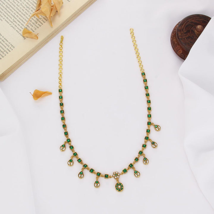 Bhavikha Kundan Short Necklace