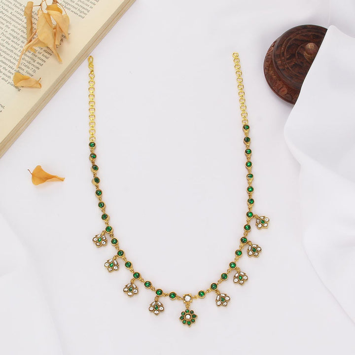 Mystic Kundan Short Necklace