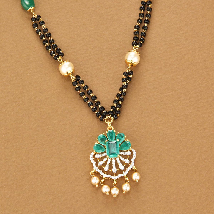 Ishvi Avikam Short Necklace Set