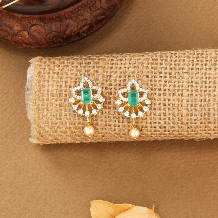 Ishvi Avikam Short Necklace Set