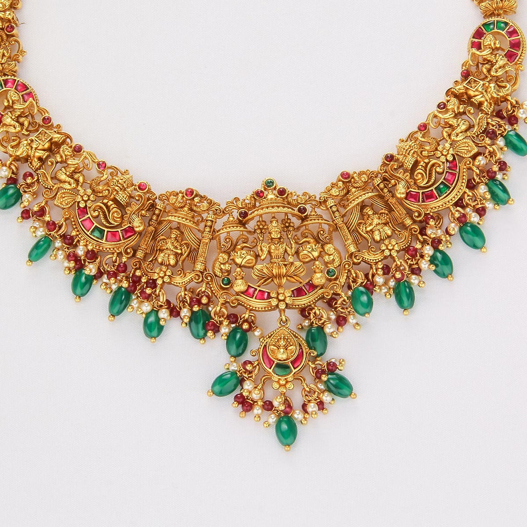 Ishithaya Nagas Short Necklace Set
