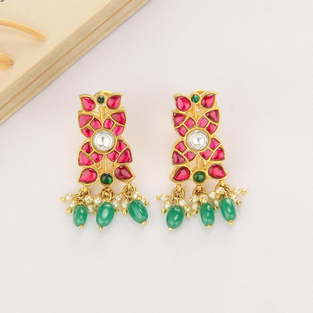 Dhanisha Kundan Choker Set