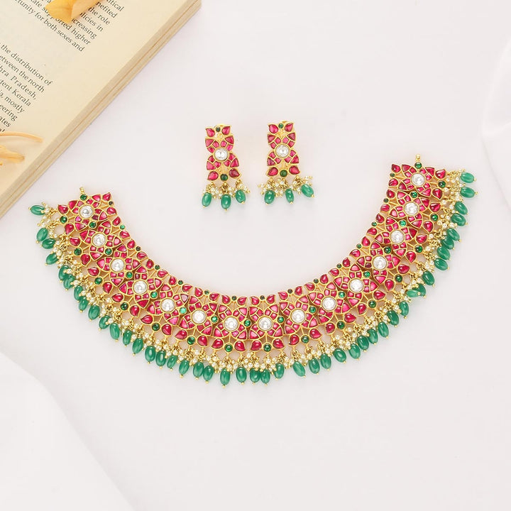 Dhanisha Kundan Choker Set