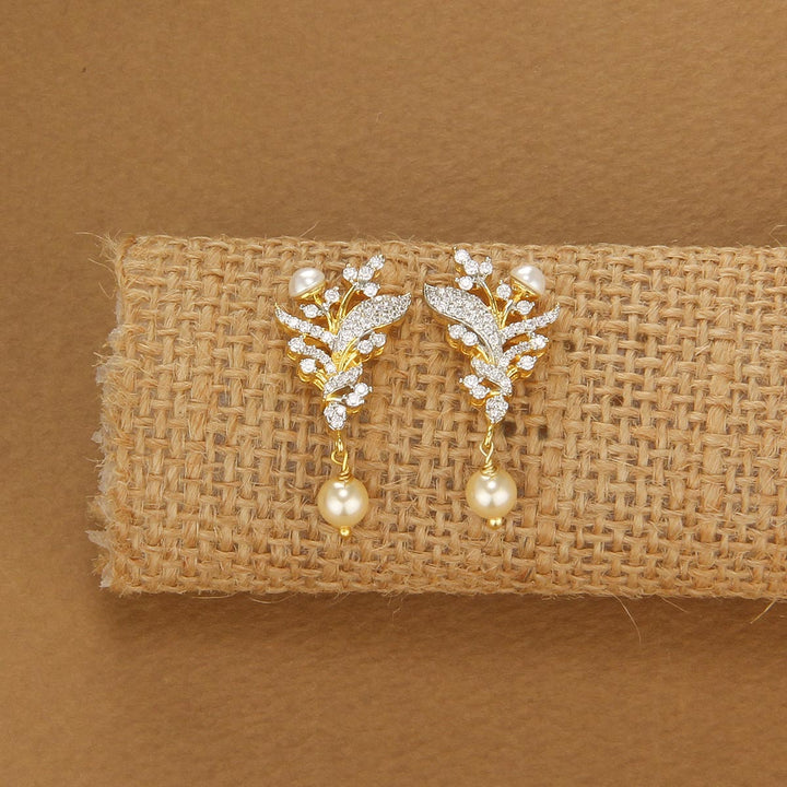 Shivyashri Avikam Short Necklace Set