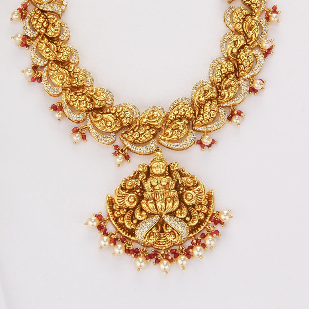 Tanisha Nagas Short Necklace Set