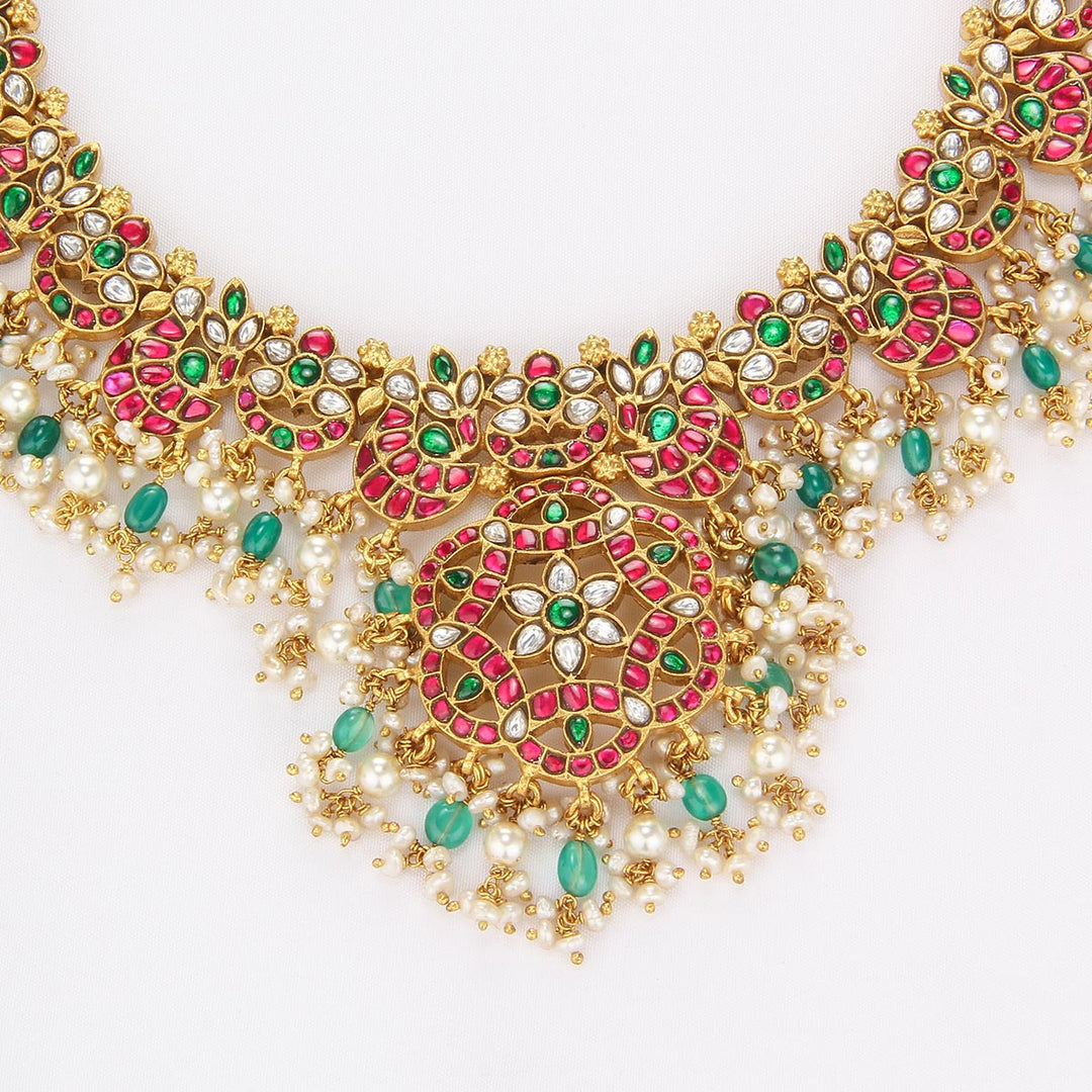 Rasitha Kundan Short Necklace
