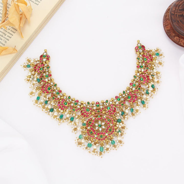 Rasitha Kundan Short Necklace