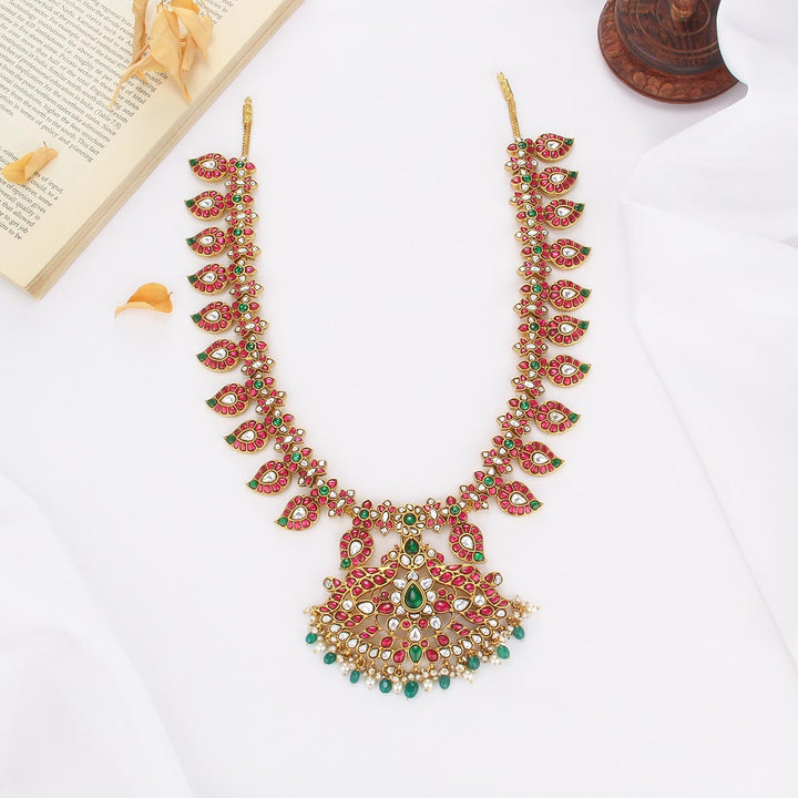 Grand Luxe Long Necklace