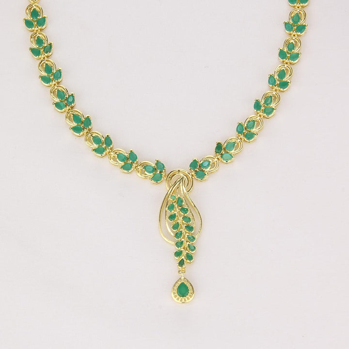 Frelinka Short Necklace Set