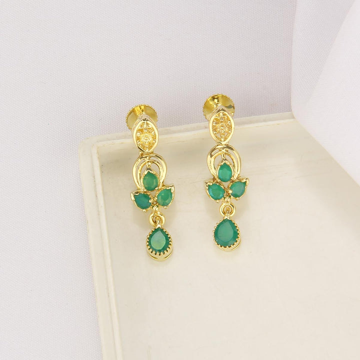 Frelinka Short Necklace Set