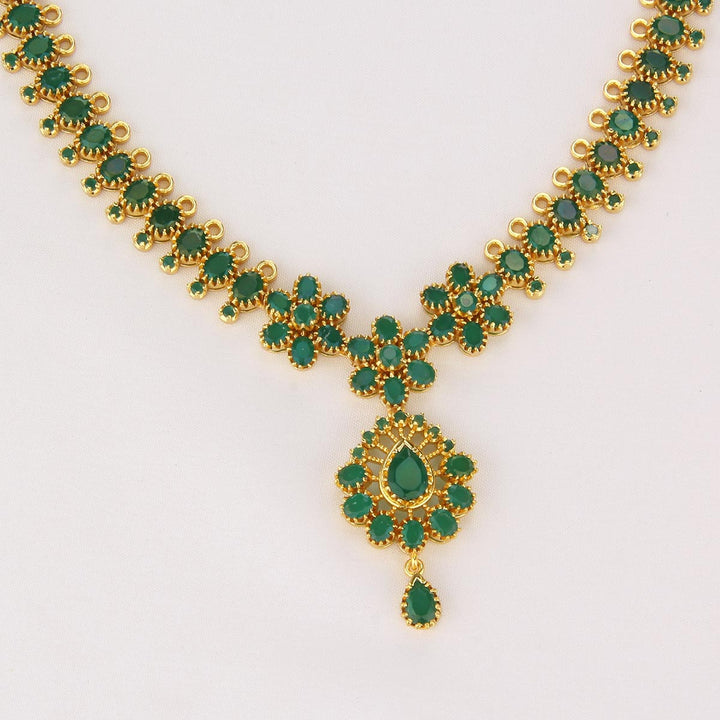 Sheritha Short Necklace Set