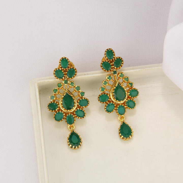 Sheritha Short Necklace Set