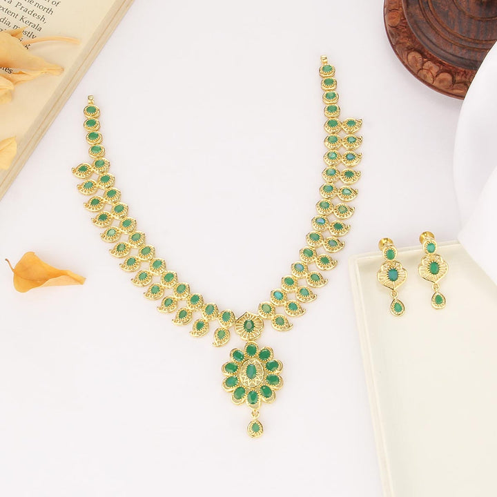 Shalini Short Necklace Set