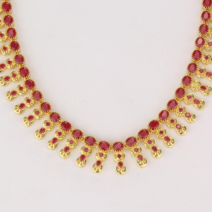 Stunning Short Necklace Set