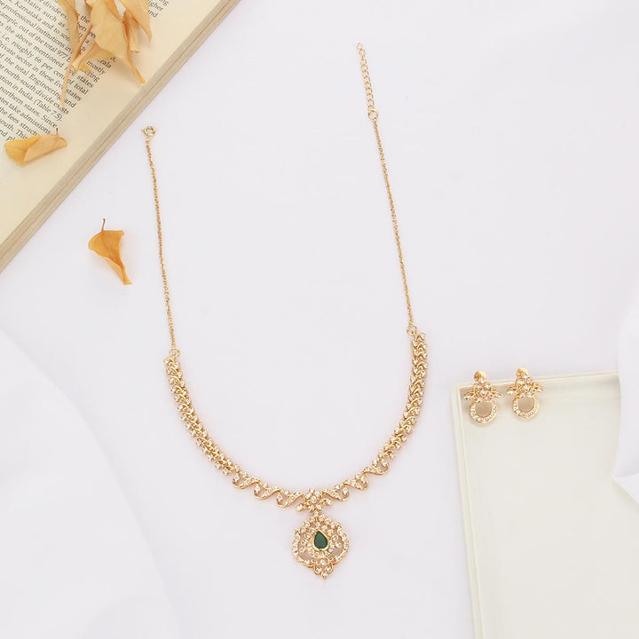 Sparkling Charm Short Necklace Set