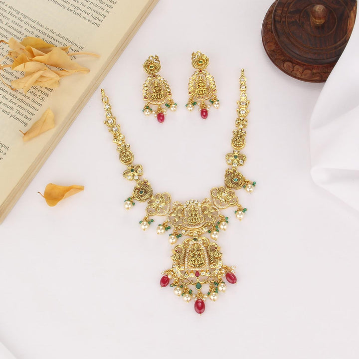 Lakshmi Pachi Short Necklace Set