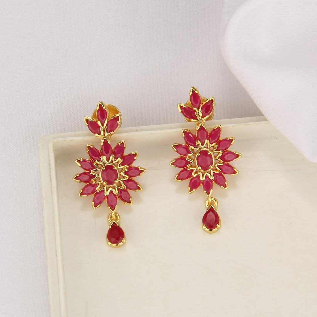 Janvi Short Necklace Set