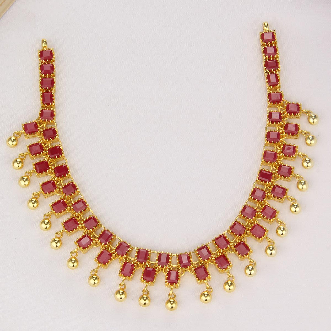 Traditional Short Necklace Set