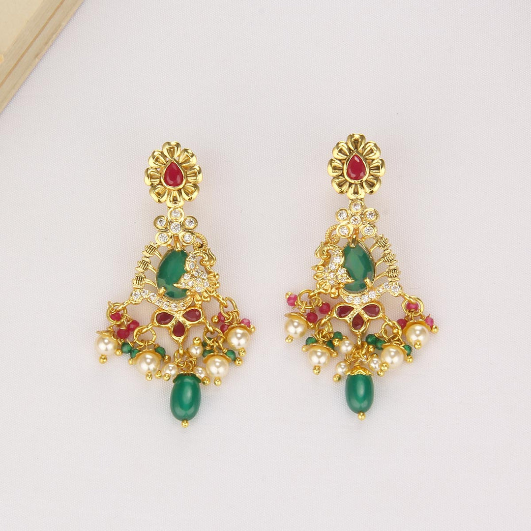 Pragya Short Necklace Set