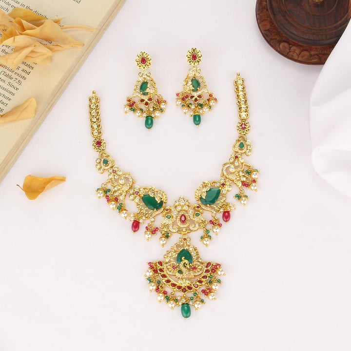 Pragya Short Necklace Set