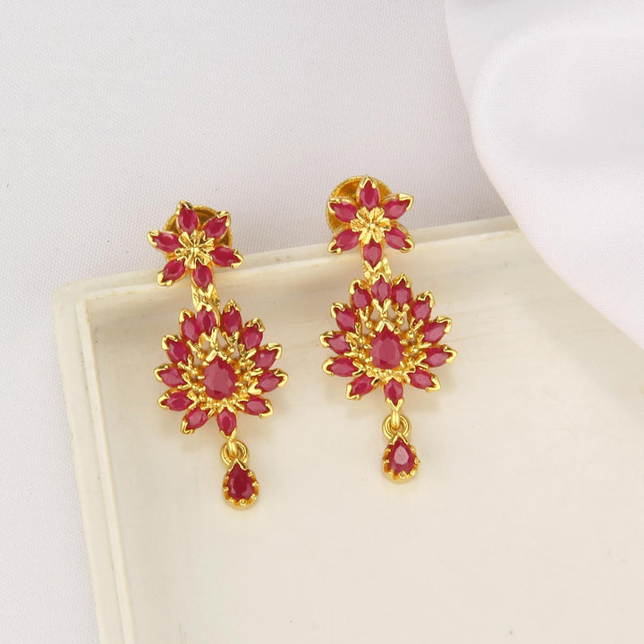 Fabulous Short Necklace Set