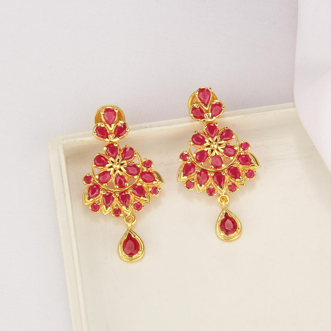 Ishu Short Necklace Set