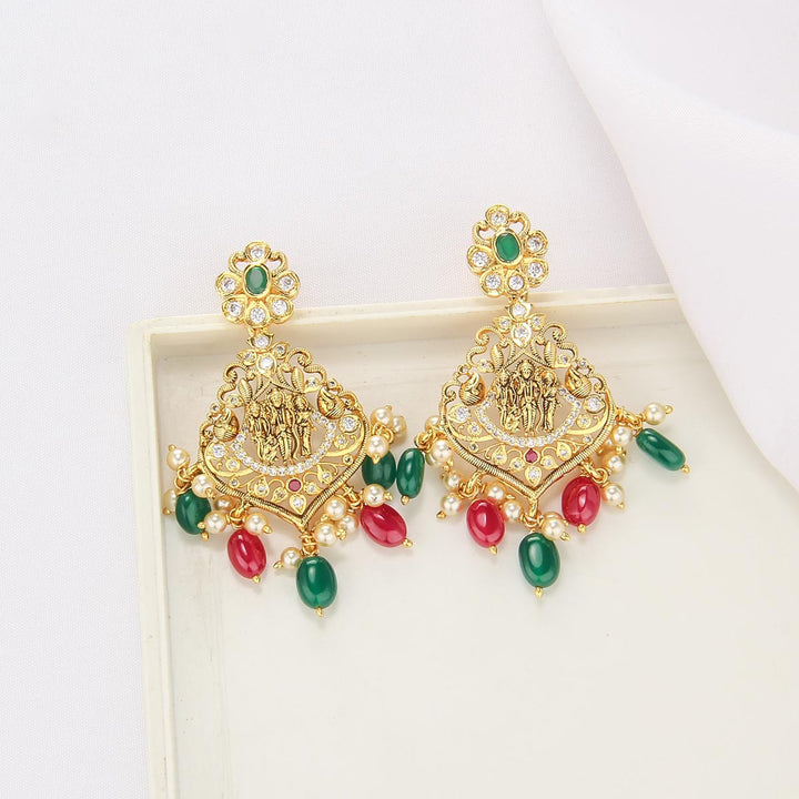 Golden Halo Short Necklace Set