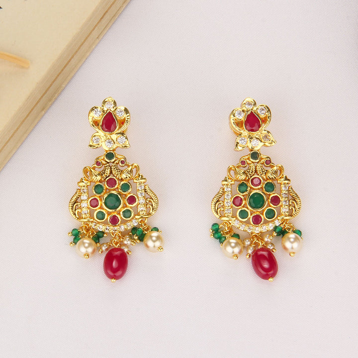 Aarnitha Short Necklace Set