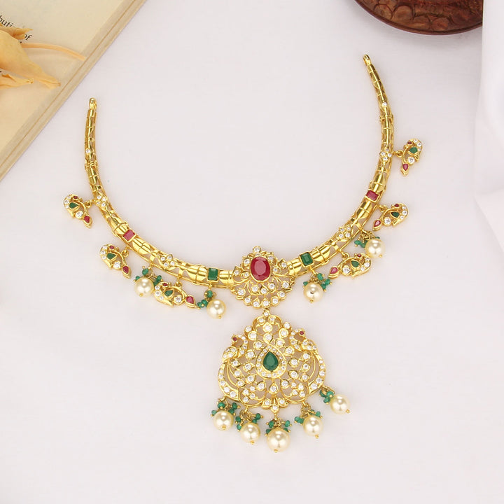 Faethika Short Necklace