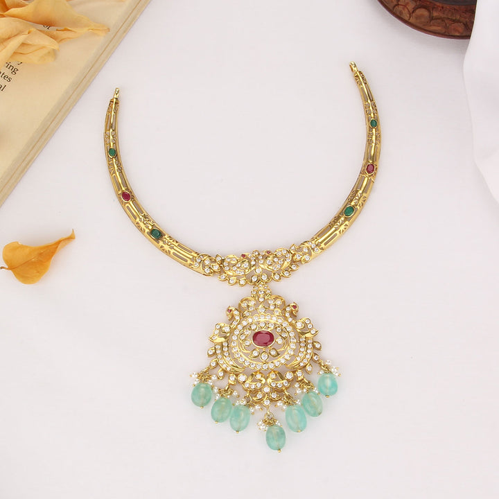 Yamika Short Necklace