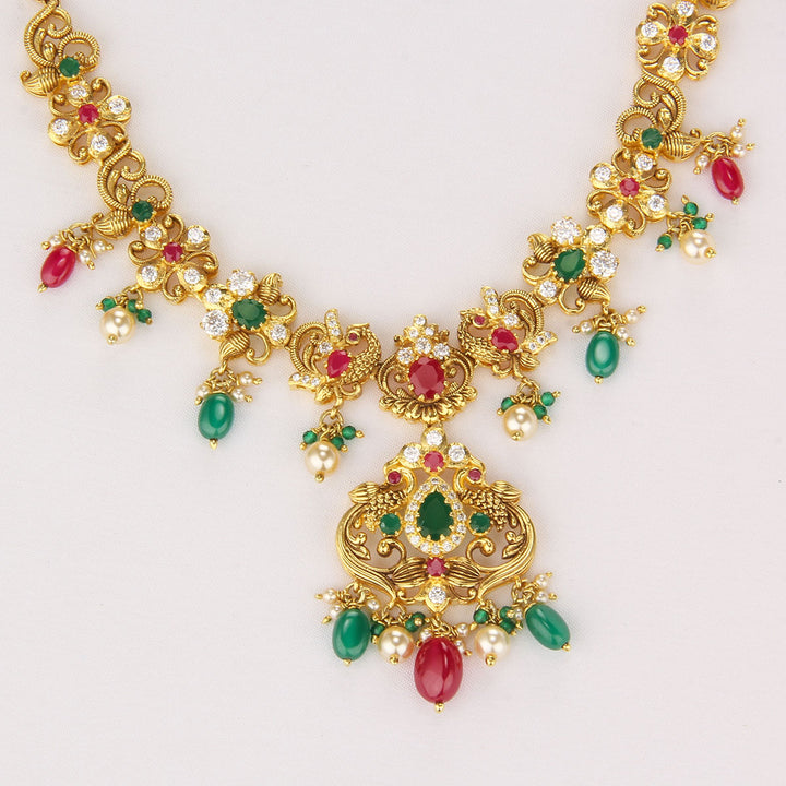 Hasika Short Necklace Set