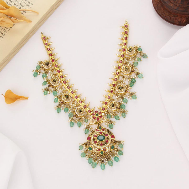 Ishana Short Necklace