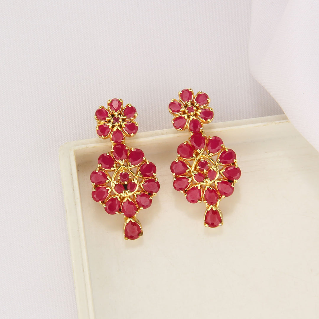 Nidhra Short Necklace Set