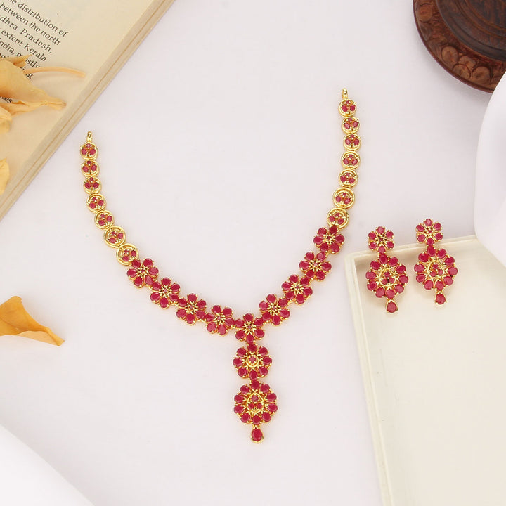 Nidhra Short Necklace Set