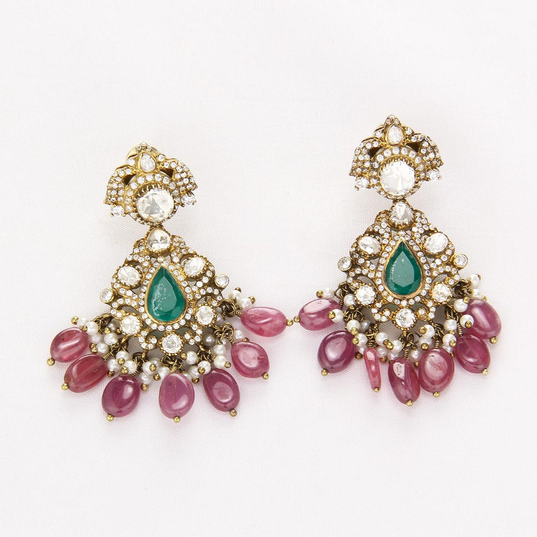 Attractive Victorian Long Necklace set