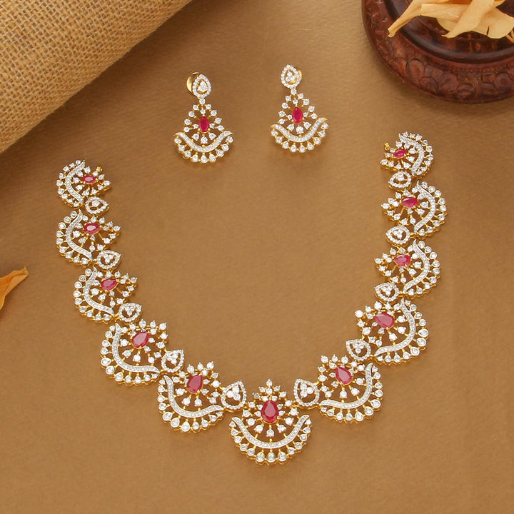 Gracika Short Necklace Set