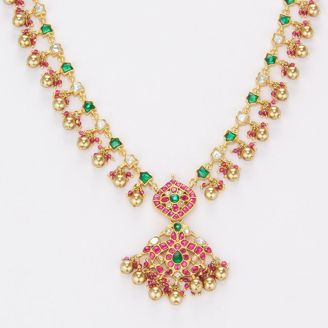 Sidhika Kundan Short Necklace