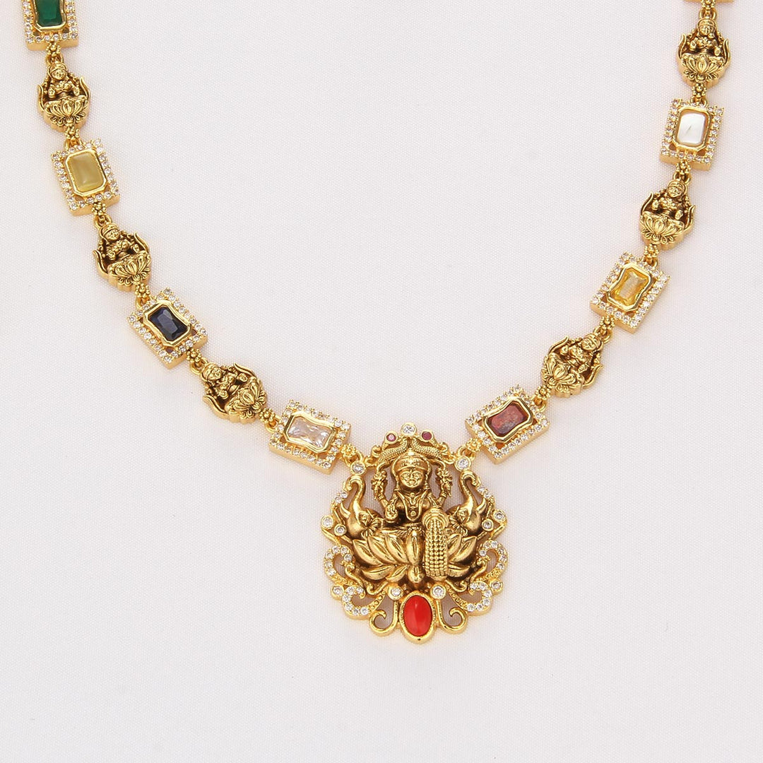 Glowing Short Necklace Set