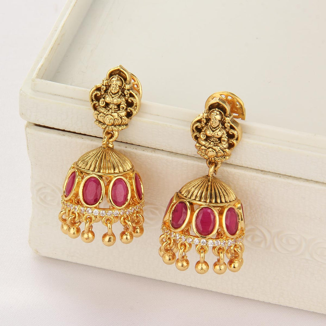 Traditional Short Necklace Set