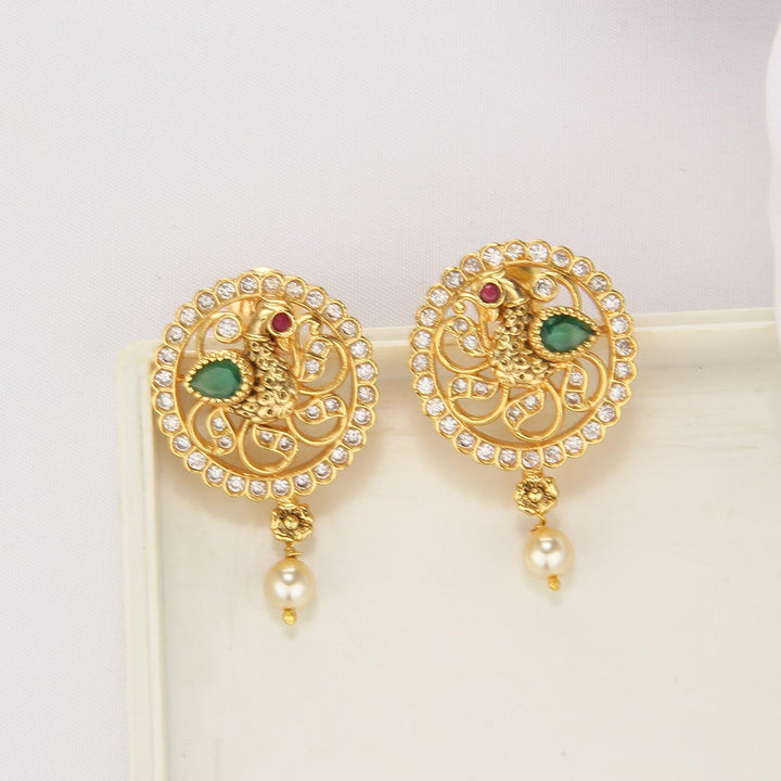 Gorgeous Short Necklace Set